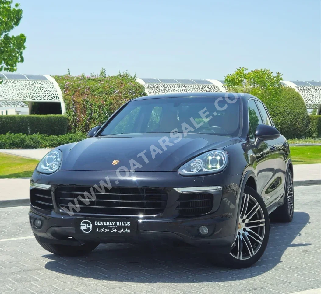 Porsche  Cayenne  S  2015  Automatic  159,500 Km  6 Cylinder  Four Wheel Drive (4WD)  SUV  Black