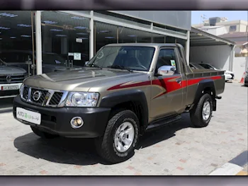 Nissan  Patrol  Pickup  2021  Manual  0 Km  6 Cylinder  Four Wheel Drive (4WD)  Pick Up  Gold  With Warranty