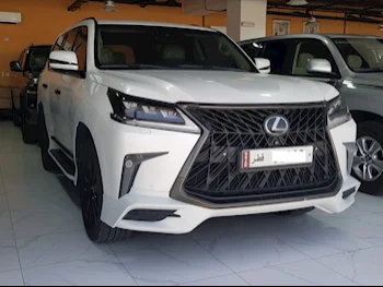 Lexus  LX  570 S Black Edition  2019  Automatic  144,000 Km  8 Cylinder  Four Wheel Drive (4WD)  SUV  White