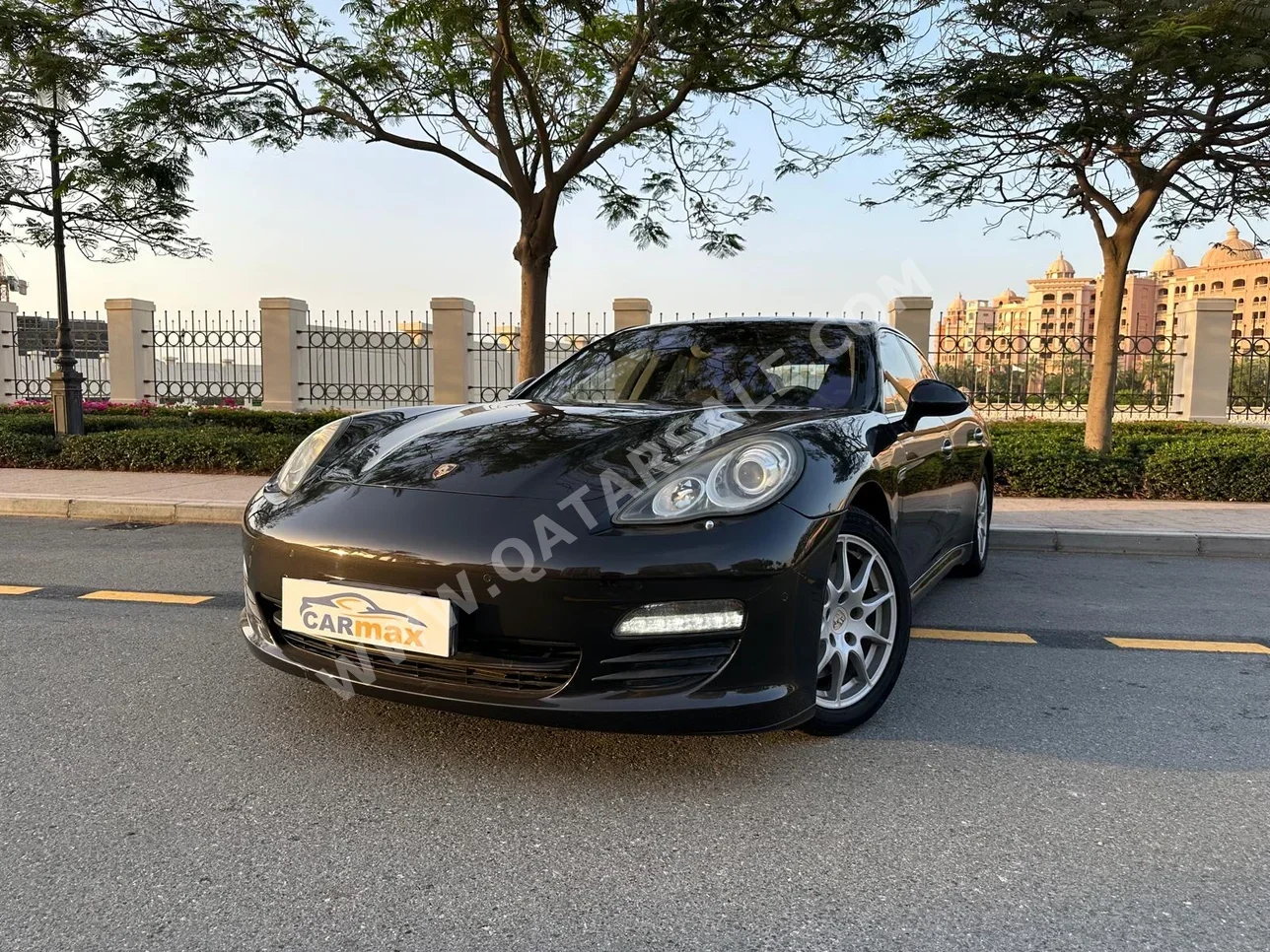 Porsche  Panamera  S  2010  Automatic  51,000 Km  8 Cylinder  Rear Wheel Drive (RWD)  Sedan  Black