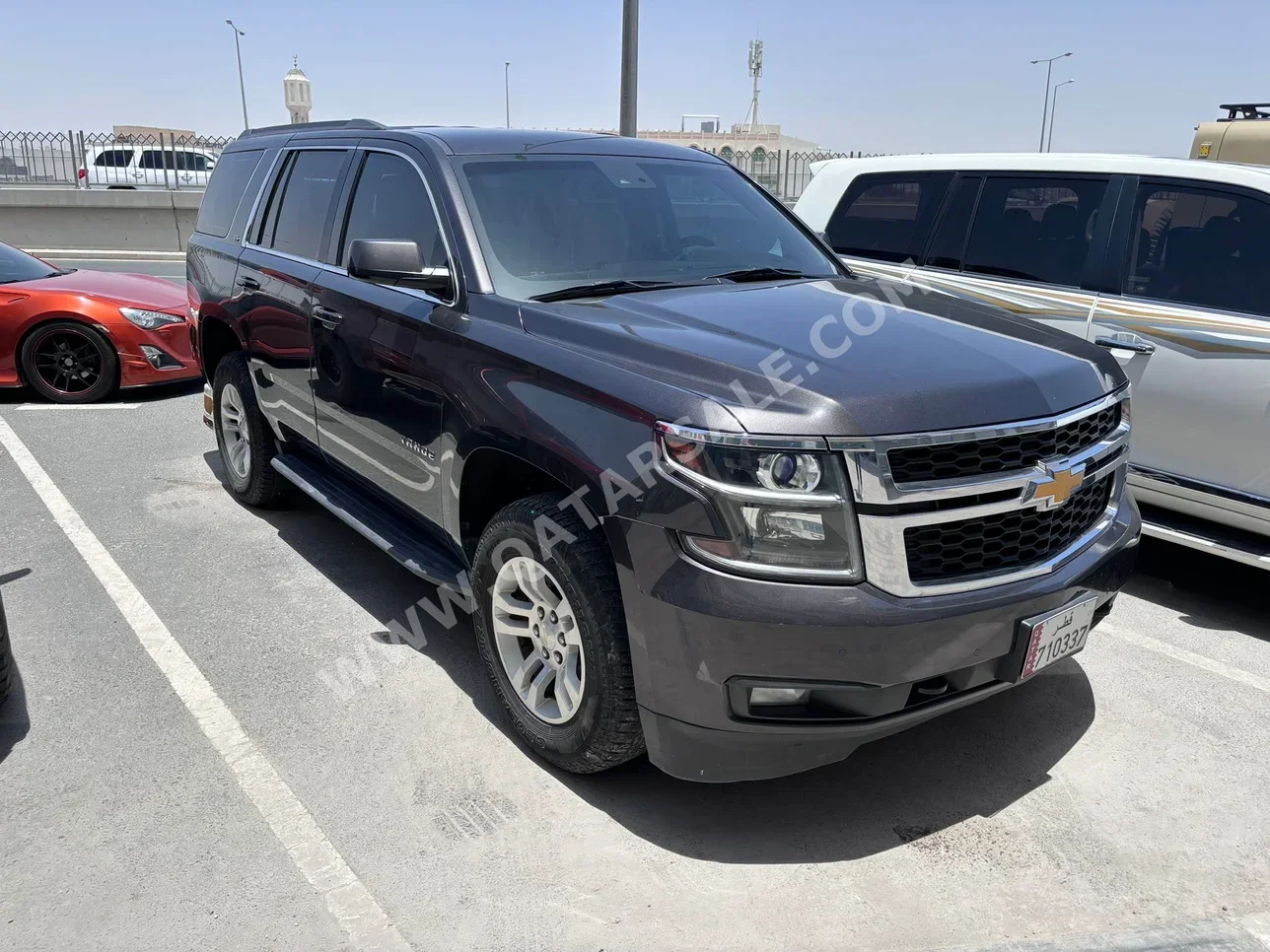 Chevrolet  Tahoe  LT  2016  Automatic  164,000 Km  8 Cylinder  Four Wheel Drive (4WD)  SUV  Gray