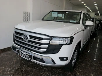 Toyota  Land Cruiser  GXR  2024  Automatic  0 Km  6 Cylinder  Four Wheel Drive (4WD)  SUV  White  With Warranty