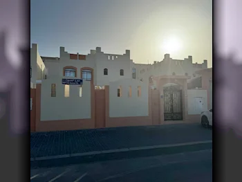 Family Residential  - Not Furnished  - Al Rayyan  - Ain Khaled  - 6 Bedrooms