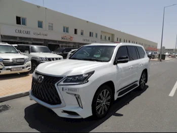 Lexus  LX  570  2018  Automatic  183,000 Km  8 Cylinder  Four Wheel Drive (4WD)  SUV  White