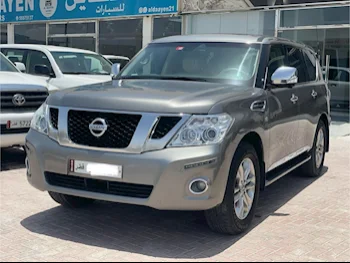 Nissan  Patrol  LE  2013  Automatic  224,000 Km  8 Cylinder  Four Wheel Drive (4WD)  SUV  Gray
