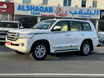 Toyota  Land Cruiser  VXR  2020  Automatic  99,000 Km  8 Cylinder  Four Wheel Drive (4WD)  SUV  White