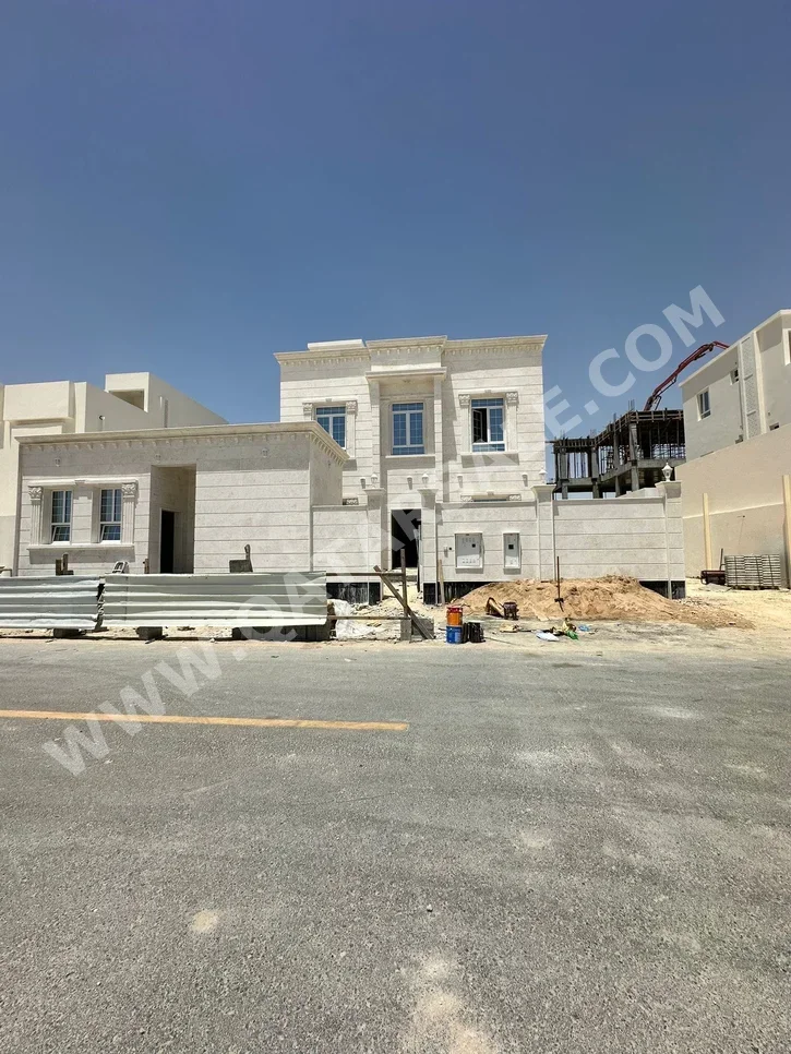 Family Residential  - Not Furnished  - Al Daayen  - Umm Qarn  - 8 Bedrooms