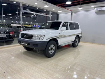 Toyota  Land Cruiser  GX  2002  Automatic  477,000 Km  6 Cylinder  Four Wheel Drive (4WD)  SUV  White