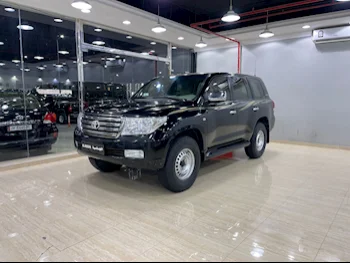 Toyota  Land Cruiser  GXR  2009  Automatic  328,000 Km  8 Cylinder  Four Wheel Drive (4WD)  SUV  Black