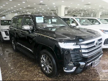 Toyota  Land Cruiser  VXR Twin Turbo  2024  Automatic  0 Km  6 Cylinder  Four Wheel Drive (4WD)  SUV  Black  With Warranty