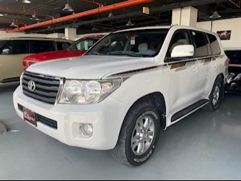 Toyota  Land Cruiser  GX  2015  Automatic  189,000 Km  6 Cylinder  Four Wheel Drive (4WD)  SUV  White