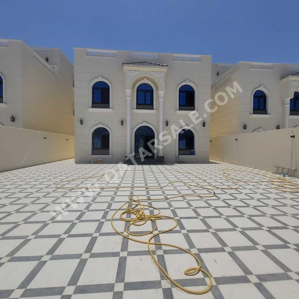 Family Residential  - Not Furnished  - Doha  - Al Thumama  - 7 Bedrooms