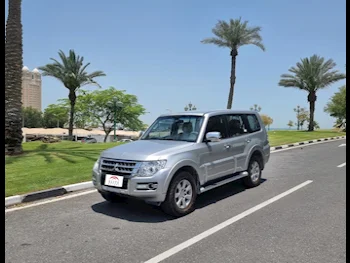 Mitsubishi  Pajero  GLS  2019  Automatic  121,000 Km  6 Cylinder  Four Wheel Drive (4WD)  SUV  Silver