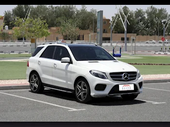 Mercedes-Benz  GLE  450  2017  Automatic  179,000 Km  6 Cylinder  Four Wheel Drive (4WD)  SUV  White