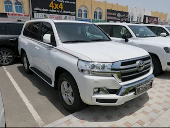 Toyota  Land Cruiser  GXR  2019  Automatic  87,000 Km  6 Cylinder  Four Wheel Drive (4WD)  SUV  White