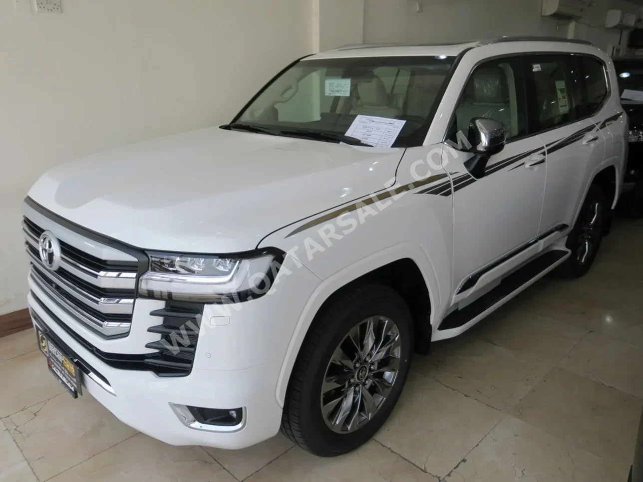 Toyota  Land Cruiser  VX Twin Turbo  2024  Automatic  0 Km  6 Cylinder  Four Wheel Drive (4WD)  SUV  White  With Warranty