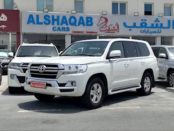 Toyota  Land Cruiser  GXR  2020  Automatic  220,000 Km  6 Cylinder  Four Wheel Drive (4WD)  SUV  White