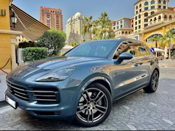 Porsche  Cayenne  2018  Automatic  58,000 Km  6 Cylinder  Four Wheel Drive (4WD)  SUV  Blue