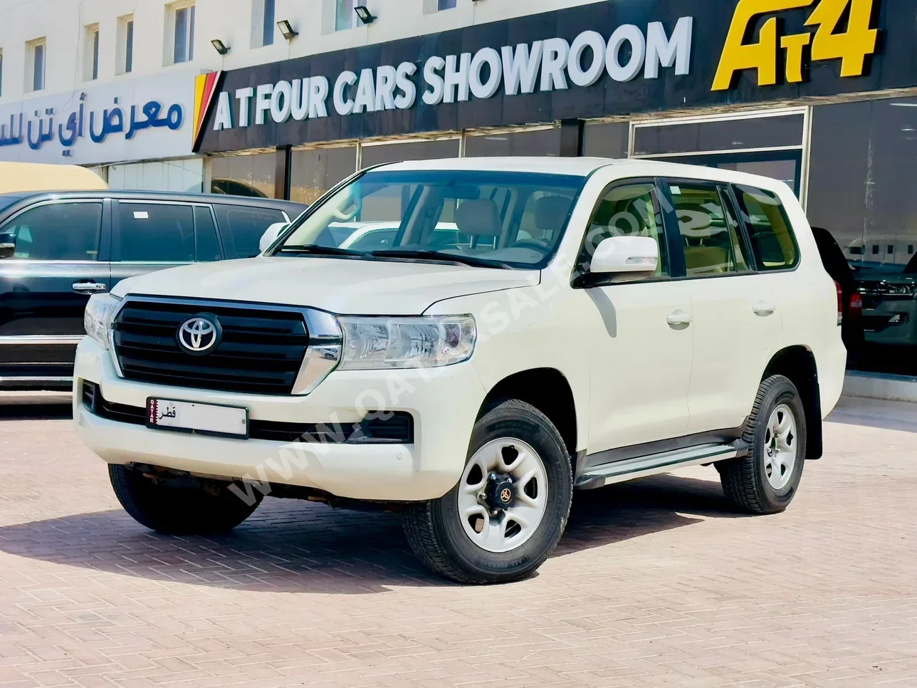 Toyota  Land Cruiser  GX  2019  Automatic  125,000 Km  6 Cylinder  Four Wheel Drive (4WD)  SUV  White