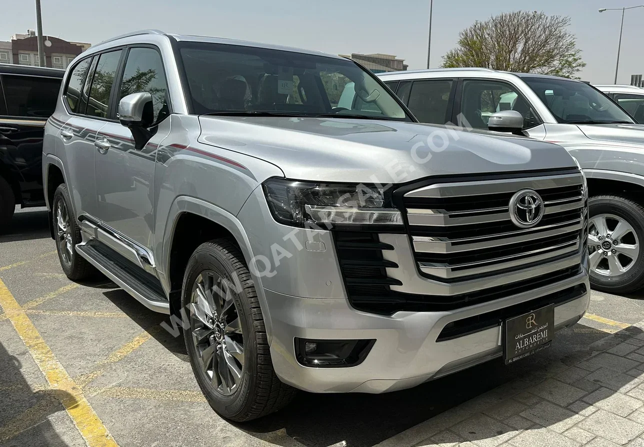 Toyota  Land Cruiser  GXR Twin Turbo  2023  Automatic  0 Km  6 Cylinder  Four Wheel Drive (4WD)  SUV  Silver  With Warranty