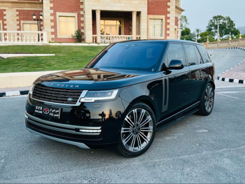 لاند روفر  اتش اس اي فوج  8 سلندر  فخمة  أسود  2024