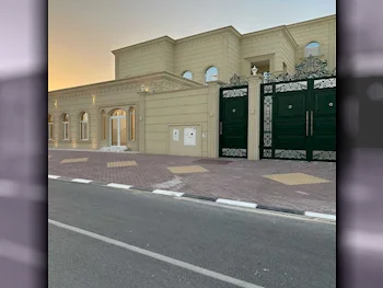 Family Residential  - Not Furnished  - Al Rayyan  - Al Themaid  - 9 Bedrooms