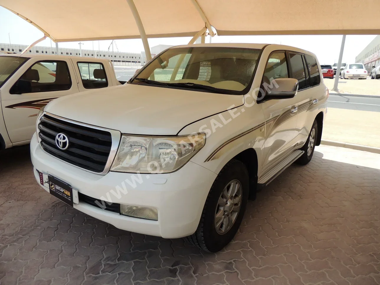 Toyota  Land Cruiser  GXR  2008  Automatic  511,000 Km  6 Cylinder  Four Wheel Drive (4WD)  SUV  White