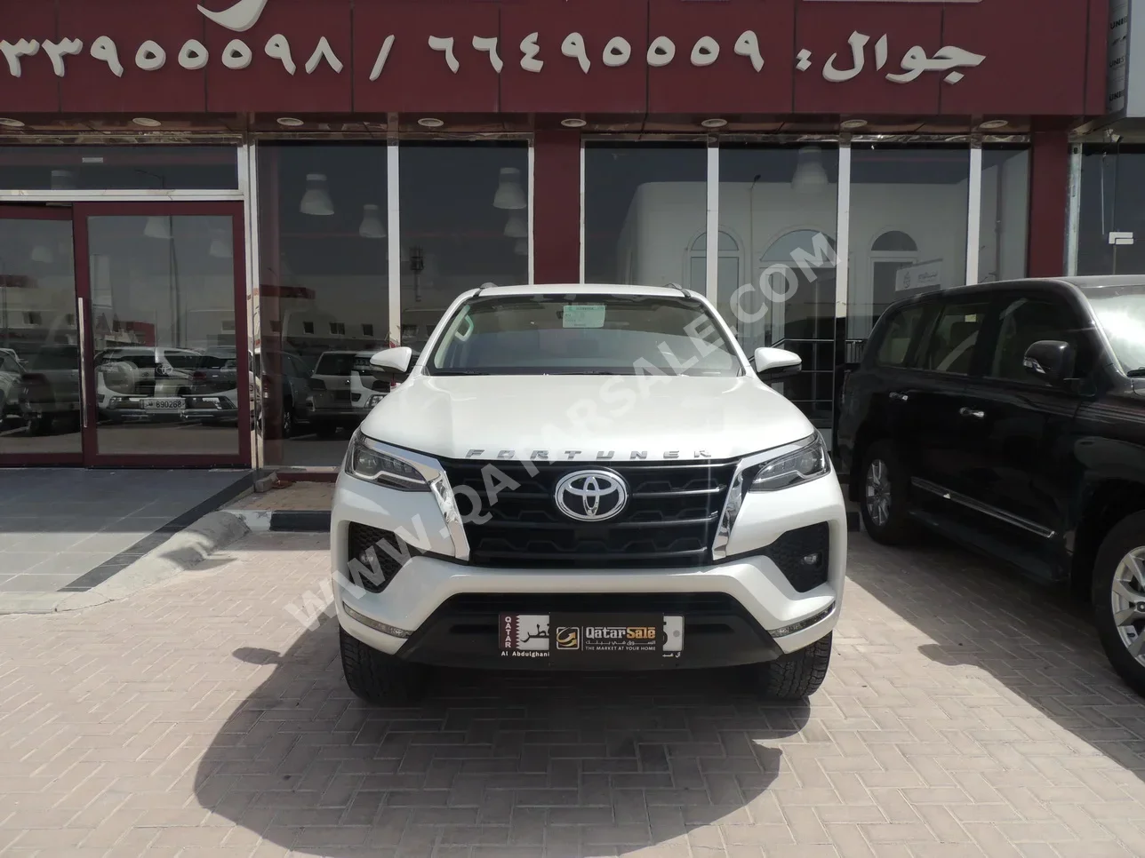  Toyota  Fortuner  2023  Automatic  33,000 Km  6 Cylinder  Four Wheel Drive (4WD)  SUV  White  With Warranty