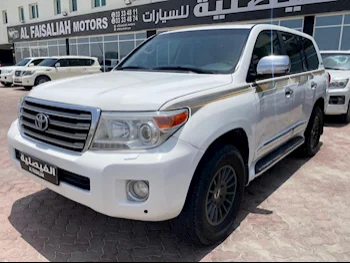 Toyota  Land Cruiser  GXR  2015  Automatic  238,000 Km  8 Cylinder  Four Wheel Drive (4WD)  SUV  White