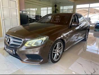 Mercedes-Benz  C-Class  300  2014  Automatic  200,000 Km  4 Cylinder  Rear Wheel Drive (RWD)  Sedan  Brown