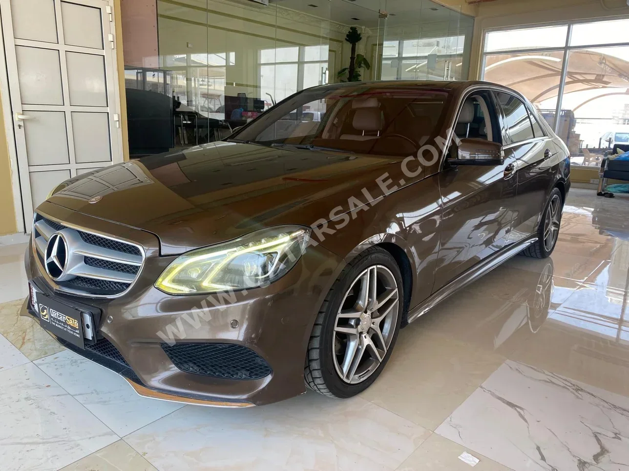 Mercedes-Benz  C-Class  300  2014  Automatic  200,000 Km  4 Cylinder  Rear Wheel Drive (RWD)  Sedan  Brown