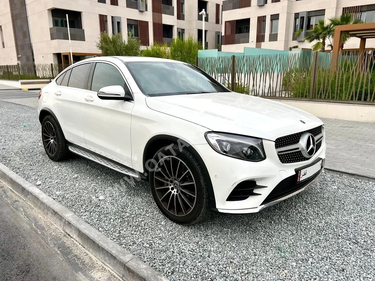 Mercedes-Benz  GLC  250  2018  Automatic  68,000 Km  4 Cylinder  All Wheel Drive (AWD)  SUV  White