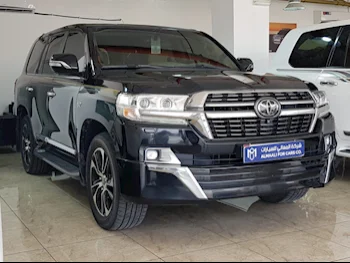 Toyota  Land Cruiser  VXR  2021  Automatic  90,000 Km  8 Cylinder  Four Wheel Drive (4WD)  SUV  Black