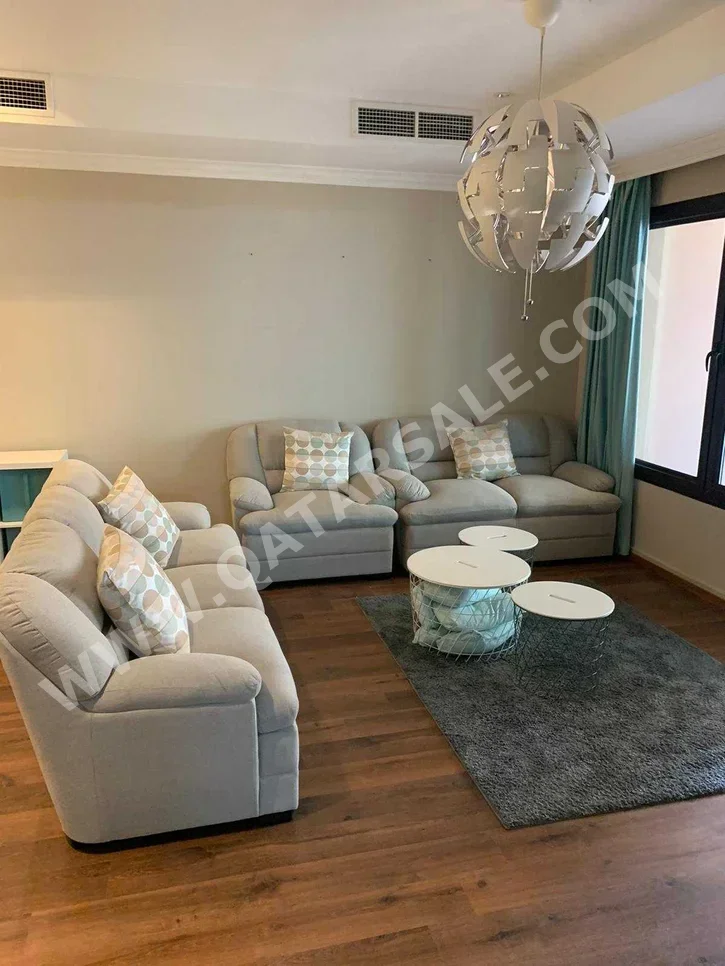 1 Bedrooms  Apartment  For Rent  in Doha -  The Pearl  Fully Furnished