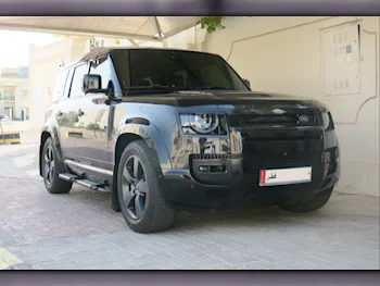 Land Rover  Defender  110 HSE  2022  Automatic  43,000 Km  6 Cylinder  Four Wheel Drive (4WD)  SUV  Black  With Warranty