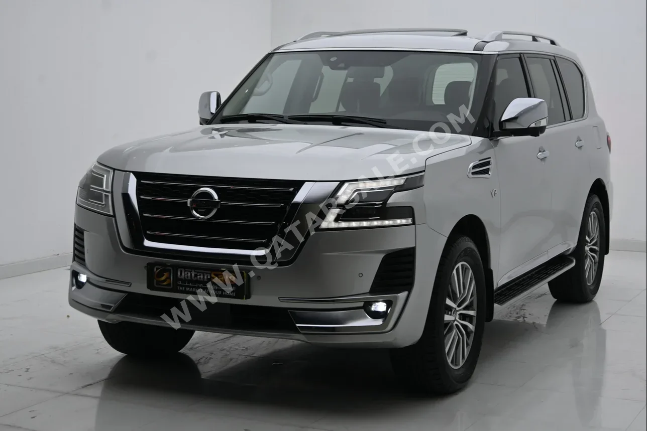 Nissan  Patrol  Platinum  2020  Automatic  113,000 Km  8 Cylinder  Four Wheel Drive (4WD)  SUV  Silver  With Warranty