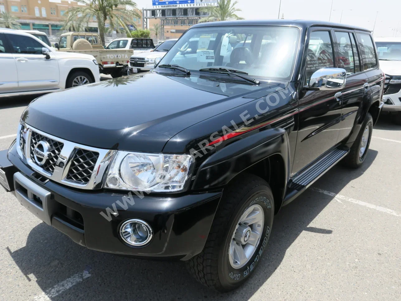 Nissan  Patrol  Safari  2023  Manual  0 Km  6 Cylinder  Four Wheel Drive (4WD)  SUV  Black  With Warranty