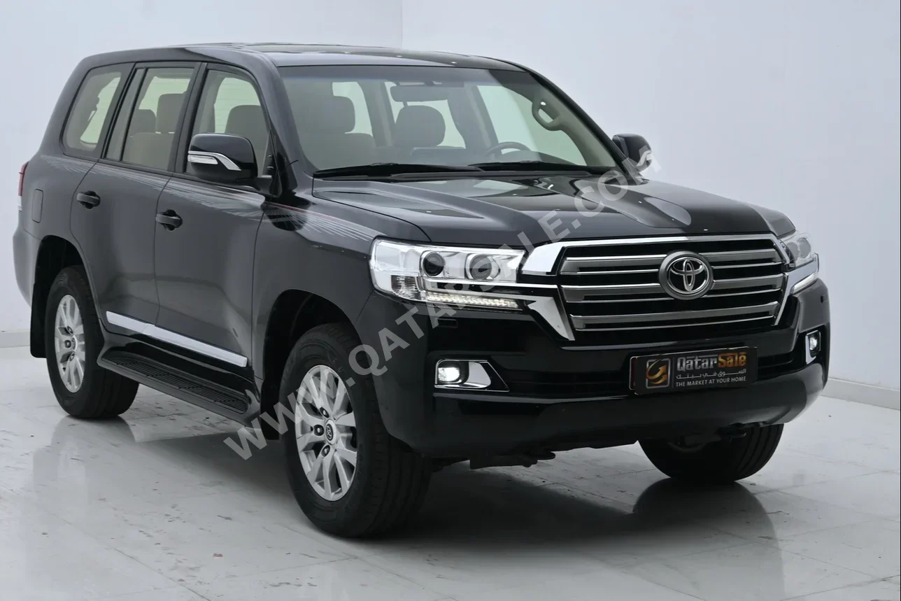 Toyota  Land Cruiser  GXR  2019  Automatic  105,000 Km  6 Cylinder  Four Wheel Drive (4WD)  SUV  Black