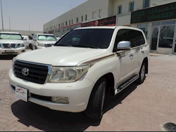 Toyota  Land Cruiser  GXR  2009  Automatic  345,000 Km  8 Cylinder  Four Wheel Drive (4WD)  SUV  White