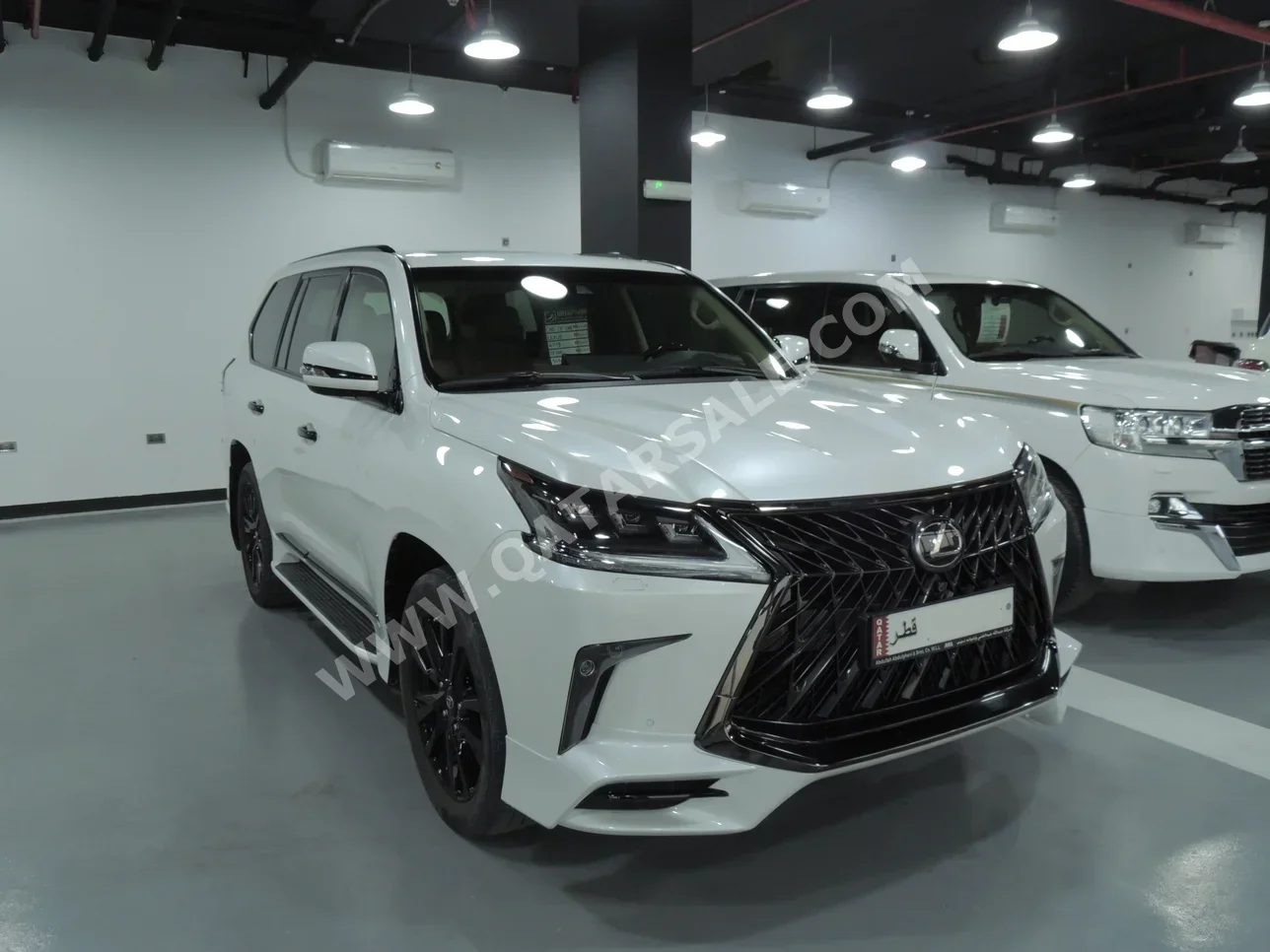 Lexus  LX  570 S Black Edition  2019  Automatic  17,000 Km  8 Cylinder  Four Wheel Drive (4WD)  SUV  White