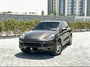 Porsche  Cayenne  2013  Automatic  104,000 Km  6 Cylinder  Four Wheel Drive (4WD)  SUV  Brown