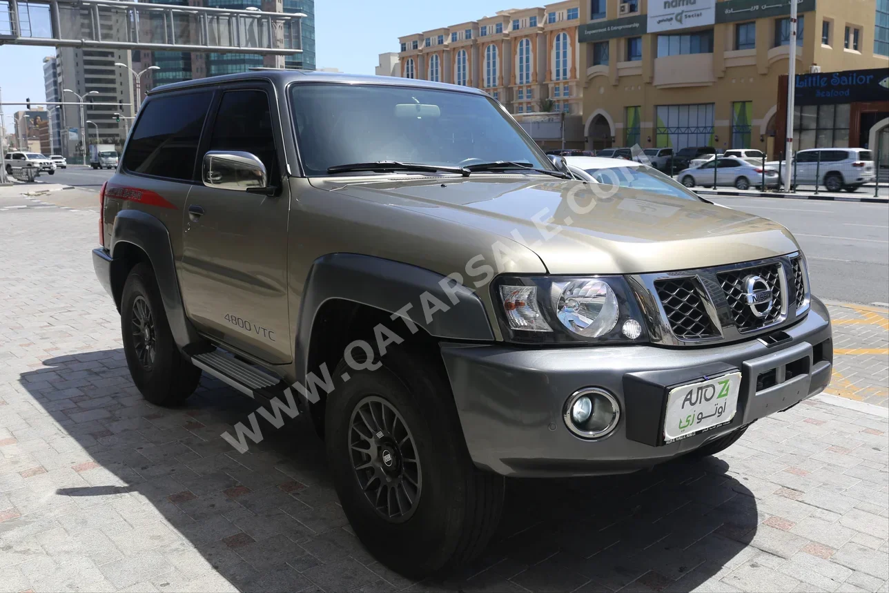 Nissan  Patrol  Super Safari  2019  Manual  61,300 Km  6 Cylinder  Four Wheel Drive (4WD)  SUV  Gold