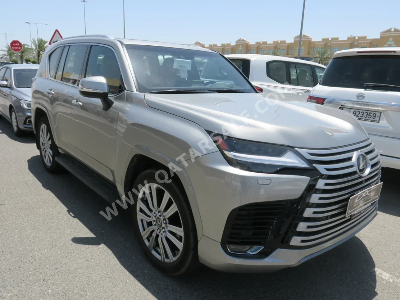 Lexus  LX  600 VIP  2023  Automatic  5,000 Km  6 Cylinder  Four Wheel Drive (4WD)  SUV  Silver  With Warranty