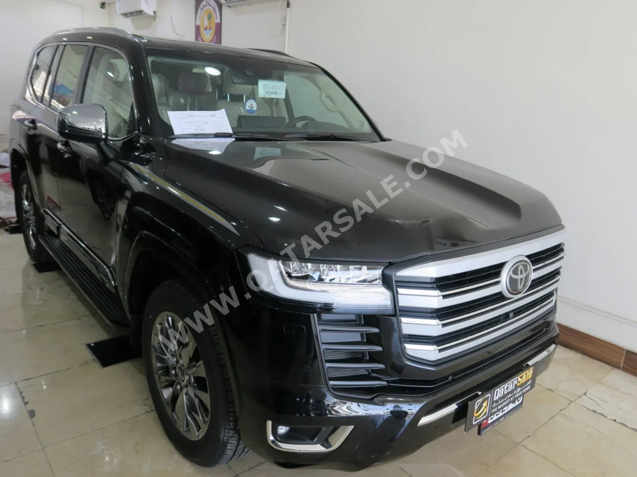  Toyota  Land Cruiser  VXR Twin Turbo  2024  Automatic  0 Km  6 Cylinder  Four Wheel Drive (4WD)  SUV  Black  With Warranty