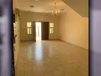 Family Residential  - Semi Furnished  - Al Rayyan  - Ain Khaled  - 6 Bedrooms