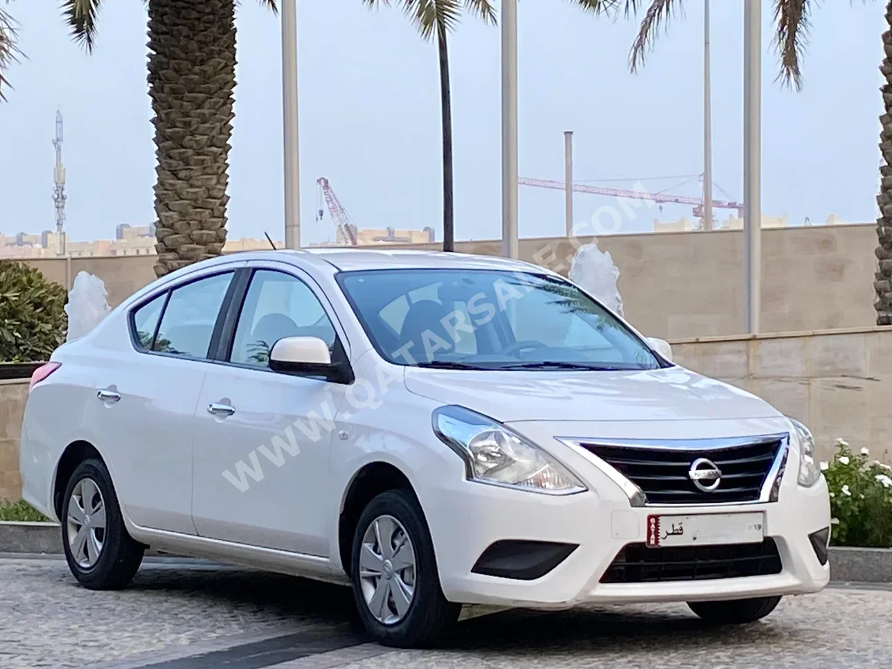 Nissan  Sunny  2019  Automatic  176,000 Km  4 Cylinder  Front Wheel Drive (FWD)  Sedan  White