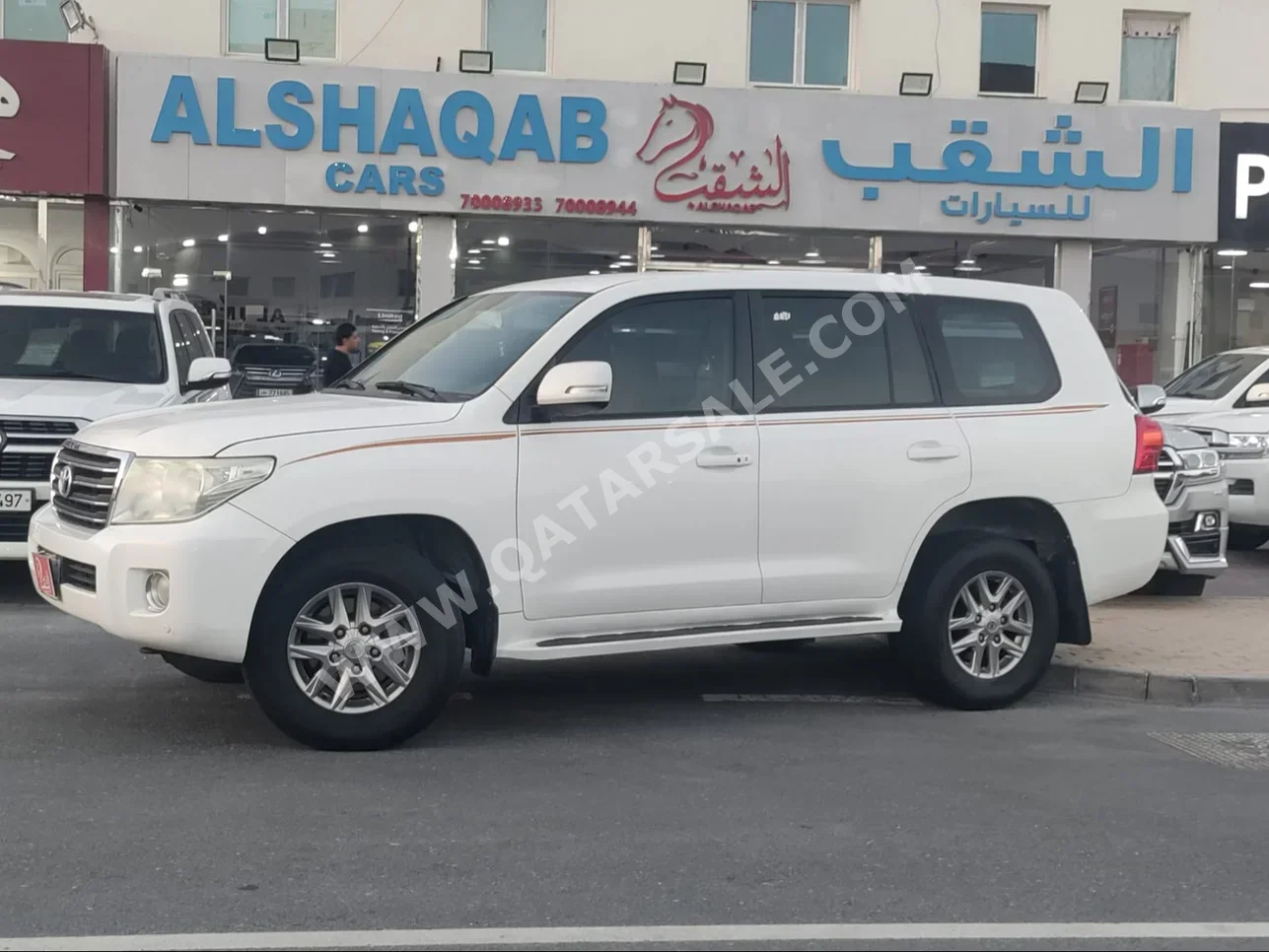 Toyota  Land Cruiser  G  2015  Automatic  470,000 Km  6 Cylinder  Four Wheel Drive (4WD)  SUV  White