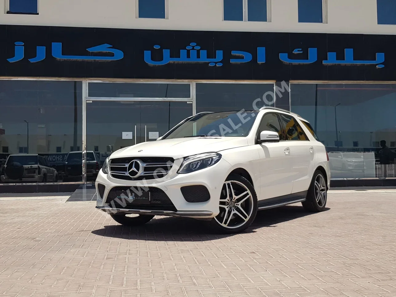 Mercedes-Benz  GLE  400  2017  Automatic  81,000 Km  6 Cylinder  Four Wheel Drive (4WD)  SUV  White