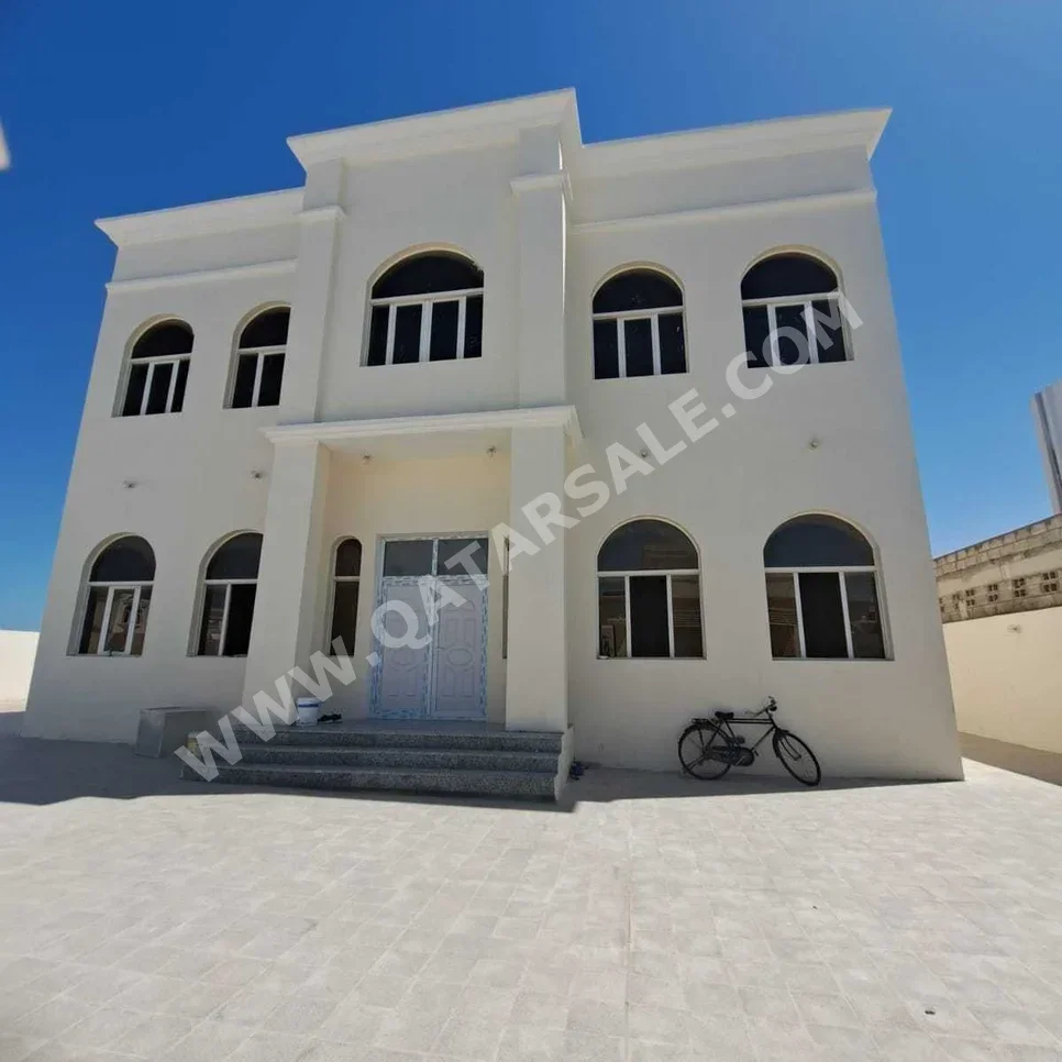 Family Residential  - Not Furnished  - Al Wakrah  - Al Wukair  - 6 Bedrooms