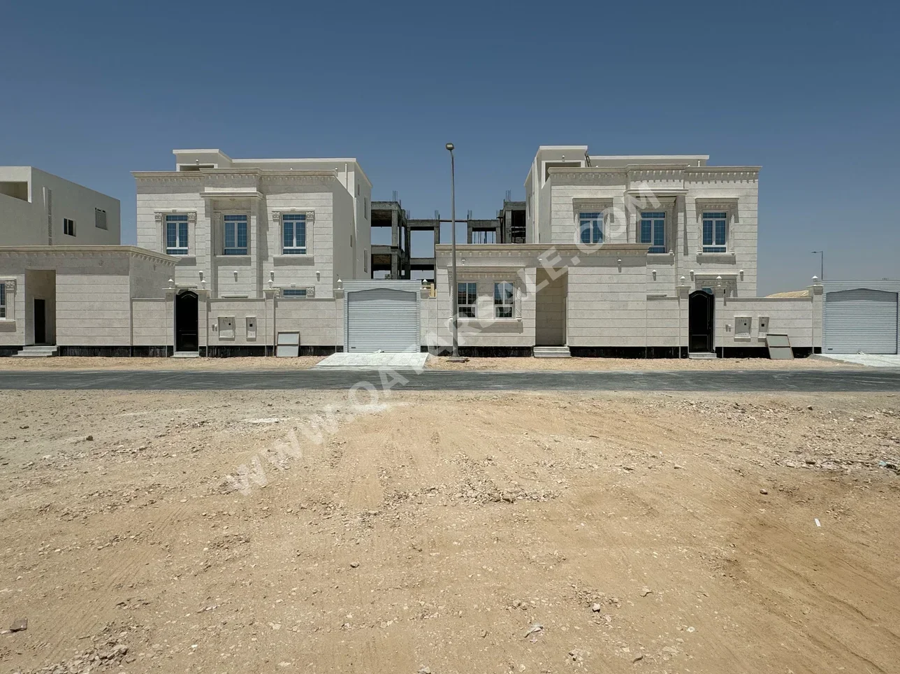Family Residential  - Not Furnished  - Al Daayen  - Umm Qarn  - 7 Bedrooms